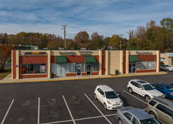 
                                	        Staples Mill Plaza
                                    