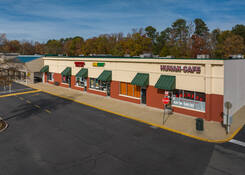 
                                	        Staples Mill Plaza
                                    