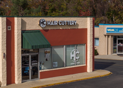 
                                	        Staples Mill Plaza
                                    